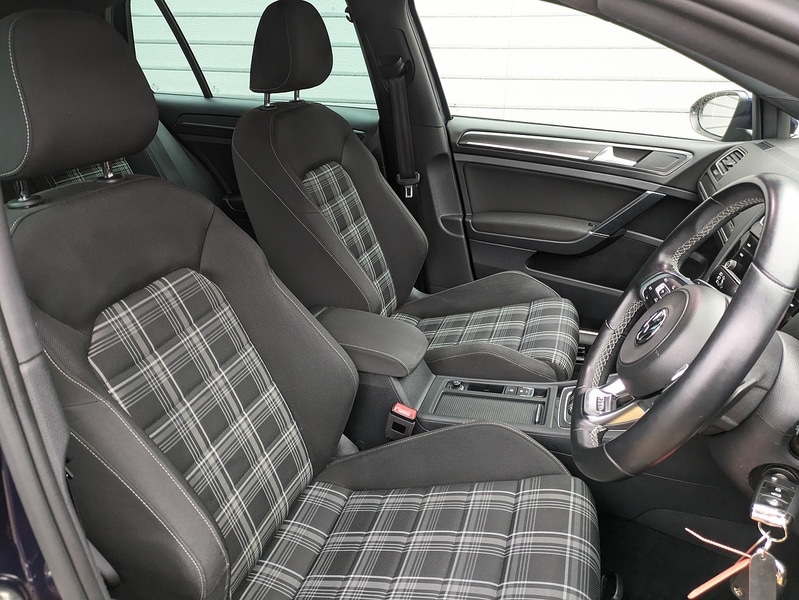 Used Volkswagen Golf for sale - 76725142: Photo 10