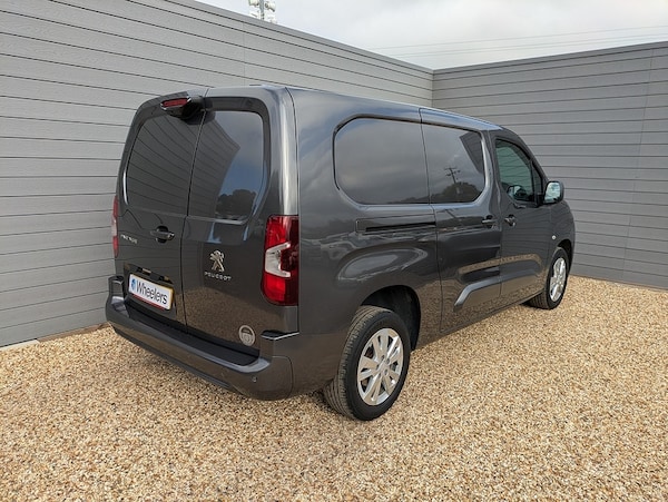 Used Peugeot Partner 2019 for sale - 76210932: Photo 3