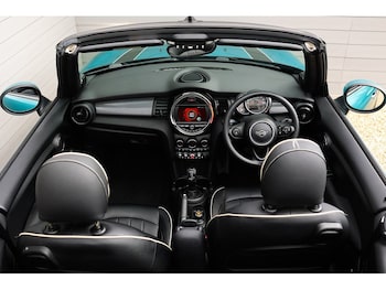 Used MINI Convertible 2019 for sale - 78107356: Photo