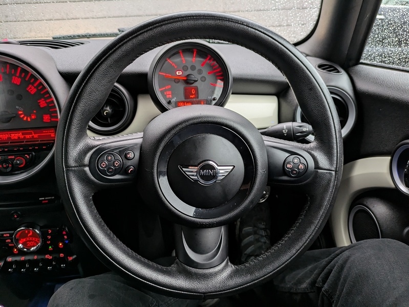 Used MINI Convertible 2015 for sale - 77140314: Photo 27