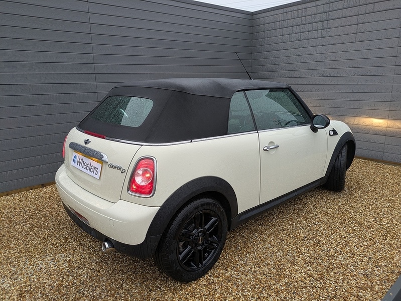 Used MINI Convertible 2015 for sale - 77140314: Photo 3