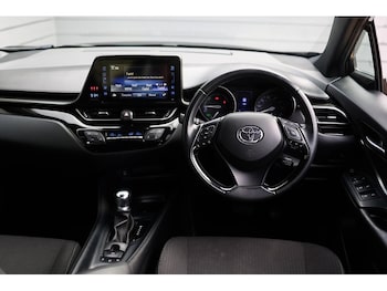 Used Toyota C-HR 2019 for sale - 78268241: Photo