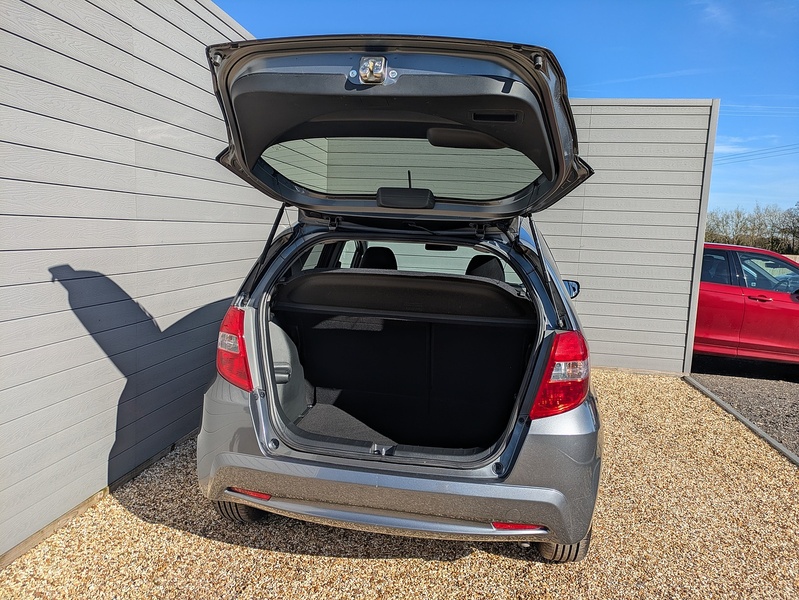 Used Honda Jazz 2015 for sale - 77716183: Photo 14