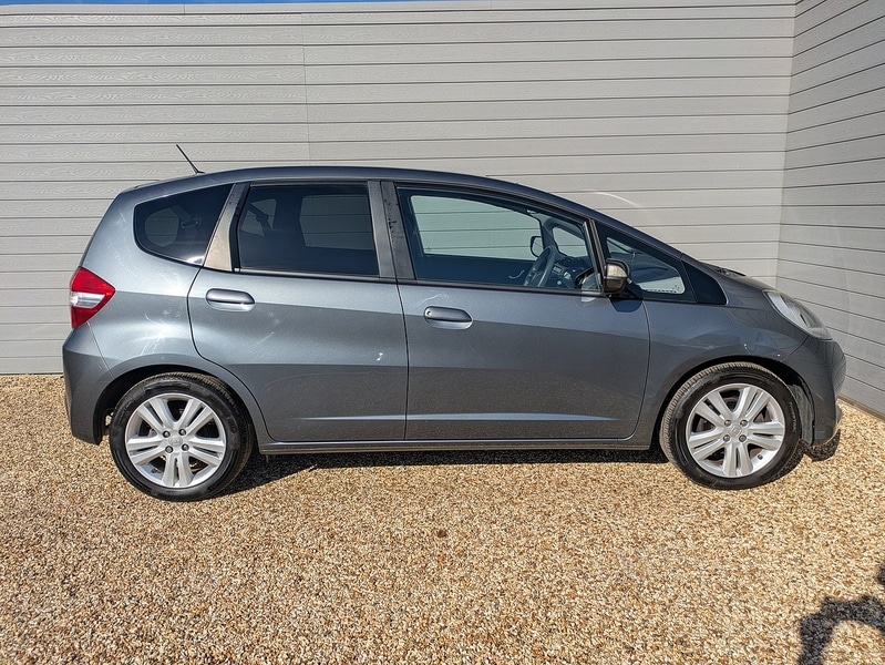 Used Honda Jazz 2015 for sale - 77716183: Photo 8