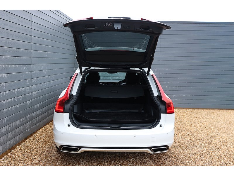 Used Volvo V90 2020 for sale - 78040231: Photo 13