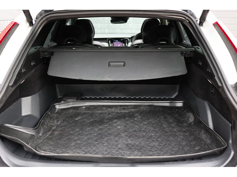 Used Volvo V90 2020 for sale - 78040231: Photo 14