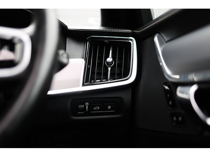 Used Volvo V90 2020 for sale - 78040231: Photo 33