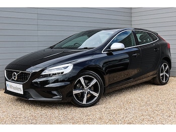 Used Volvo V40 2018 for sale - 78488376: Photo