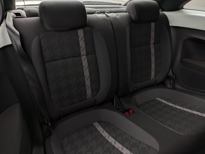 Used Volkswagen Beetle 2017 for sale - 76232409: Photo 22