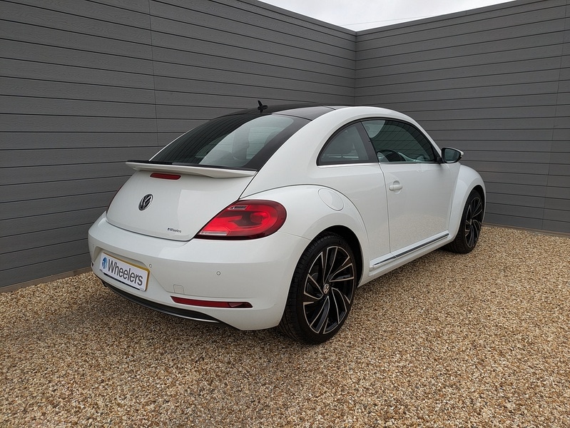 Used Volkswagen Beetle 2017 for sale - 76232409: Photo 3