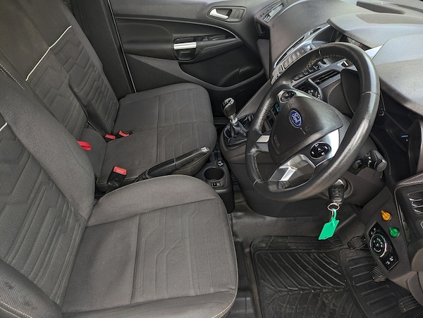 Used Ford Transit Connect 2015 for sale - 76320164: Photo 10