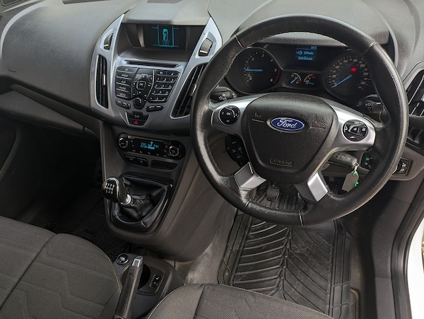 Used Ford Transit Connect 2015 for sale - 76320164: Photo 2