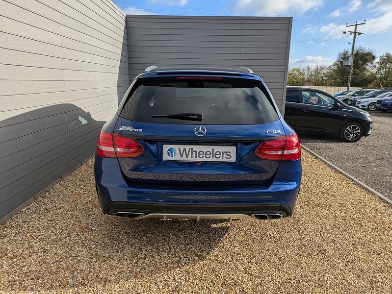 Used Mercedes-Benz C Class 2017 for sale - 76383128: Photo 7