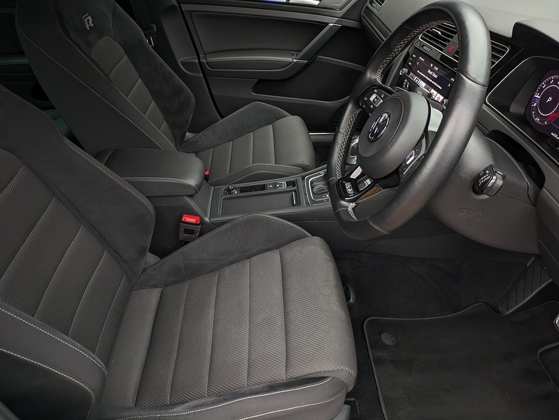 Used Volkswagen Golf 2019 for sale - 76879326: Photo 11