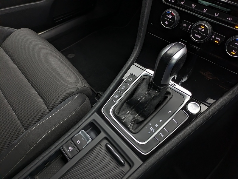 Used Volkswagen Golf 2019 for sale - 76879326: Photo 13