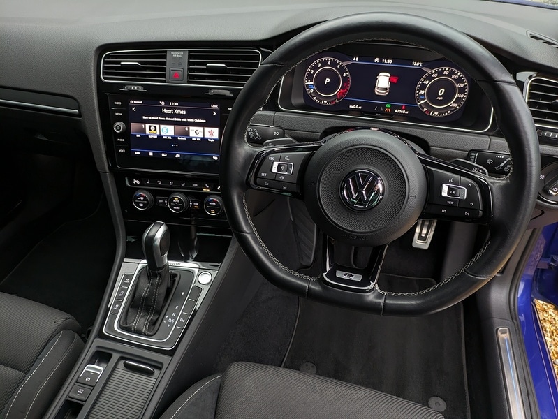 Used Volkswagen Golf 2019 for sale - 76879326: Photo 2