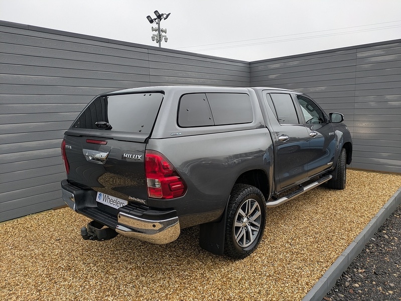 Used Toyota Hilux 2018 for sale - 77283736: Photo 3