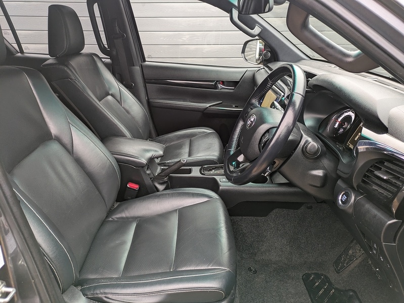 Used Toyota Hilux 2018 for sale - 77283736: Photo 35