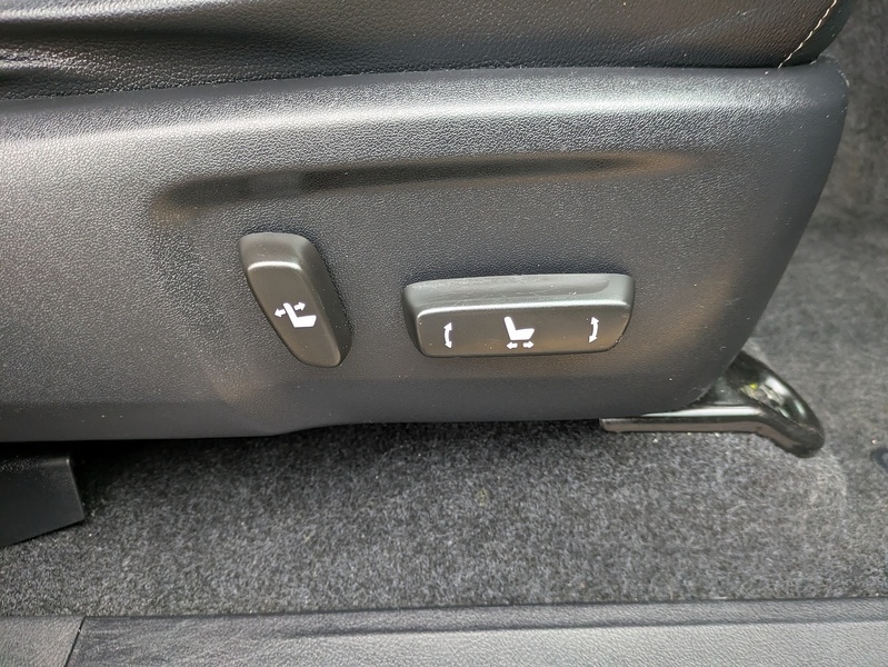 Used Toyota Hilux 2018 for sale - 77283736: Photo 37