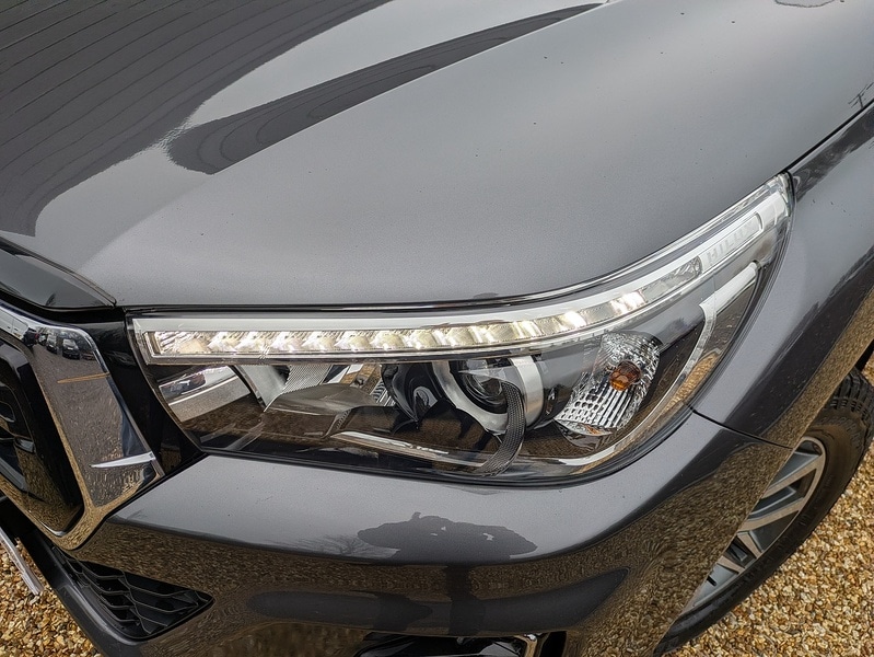 Used Toyota Hilux 2018 for sale - 77283736: Photo 39