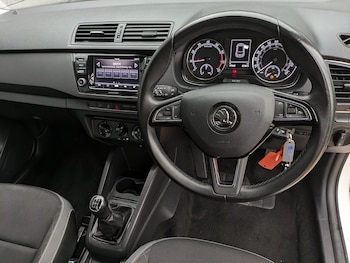 Used Skoda Fabia 2020 for sale - 76128082: Photo