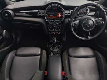 Used MINI Hatch 2018 for sale - 75381330: Photo