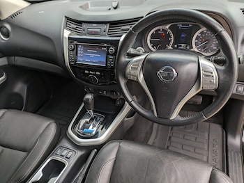 Used Nissan Navara 2018 for sale - 76143697: Photo 2