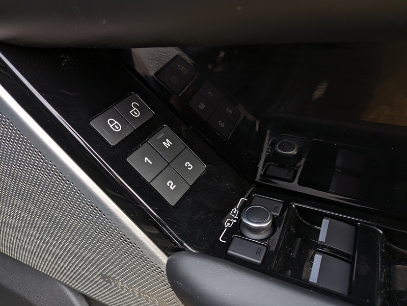 Used Land Rover Range Rover Velar 2020 for sale - 76962851: Photo 22