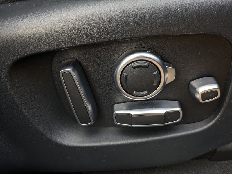 Used Land Rover Range Rover Velar 2020 for sale - 76962851: Photo 23