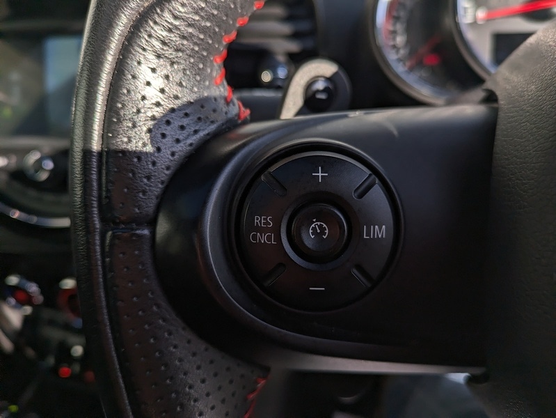 Used MINI Clubman 2017 for sale - 76628544: Photo 23