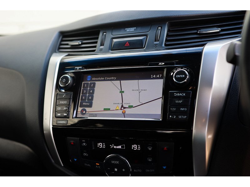 Used Nissan Navara 2016 for sale - 78003936: Photo 15