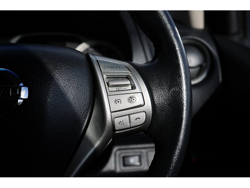 Used Nissan Navara 2016 for sale - 78003936: Photo 24