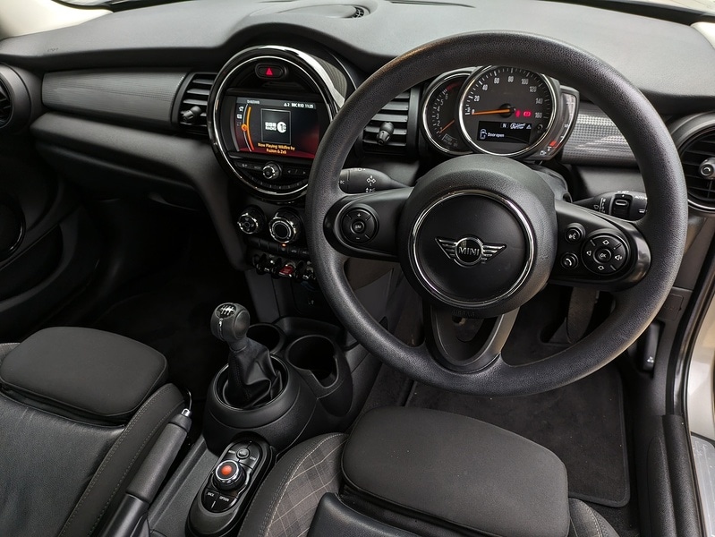 Used MINI Hatch 2019 for sale - 77677088: Photo 19