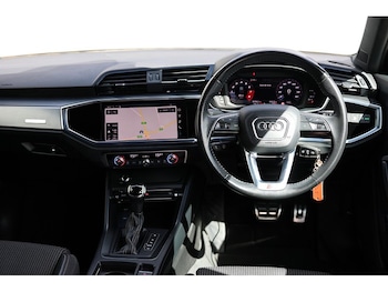 Used Audi Q3 2020 for sale - 78224147: Photo