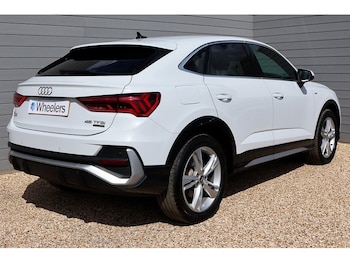 Used Audi Q3 2020 for sale - 78224147: Photo