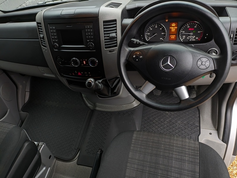 Used Mercedes-Benz Sprinter 2016 for sale - 77418316: Photo 2