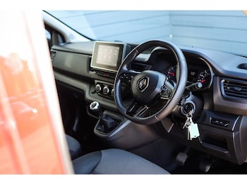 Used Renault Trafic 2023 for sale - 78311497: Photo