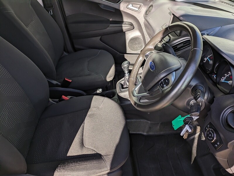 Used Ford Transit Courier 2018 for sale - 76566267: Photo 10