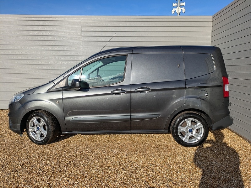 Used Ford Transit Courier 2018 for sale - 76566267: Photo 6