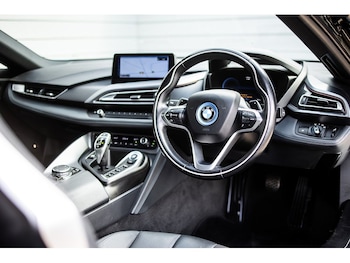 Used BMW i8 2015 for sale - 79431243: Photo