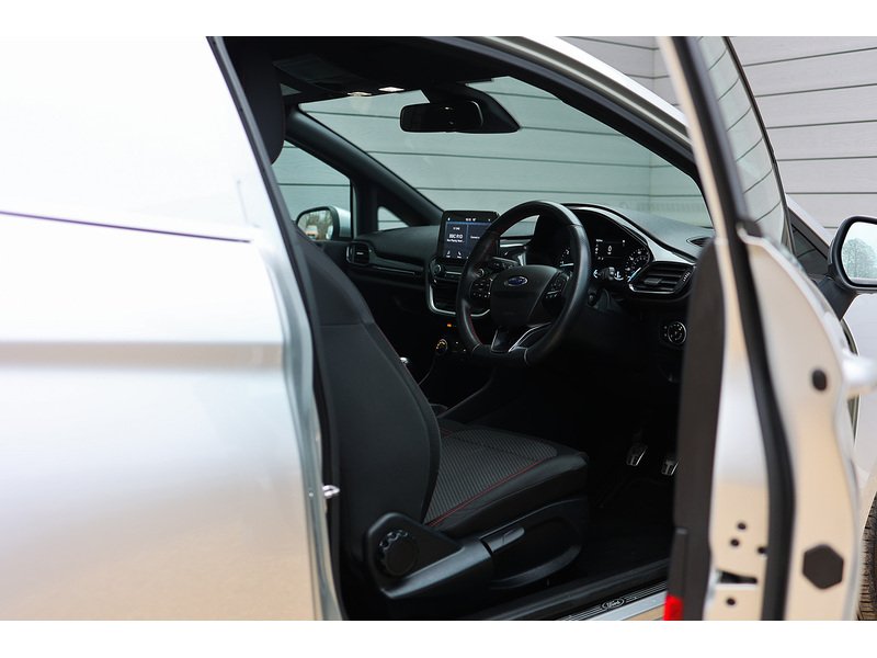 Used Ford Fiesta Van 2020 for sale - 77990097: Photo 16