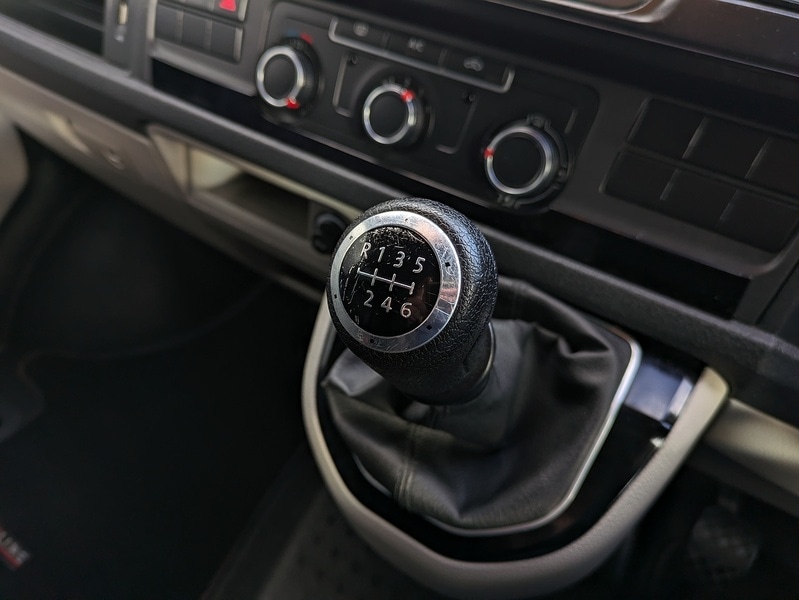 Used Volkswagen Transporter 2019 for sale - 77342278: Photo 12