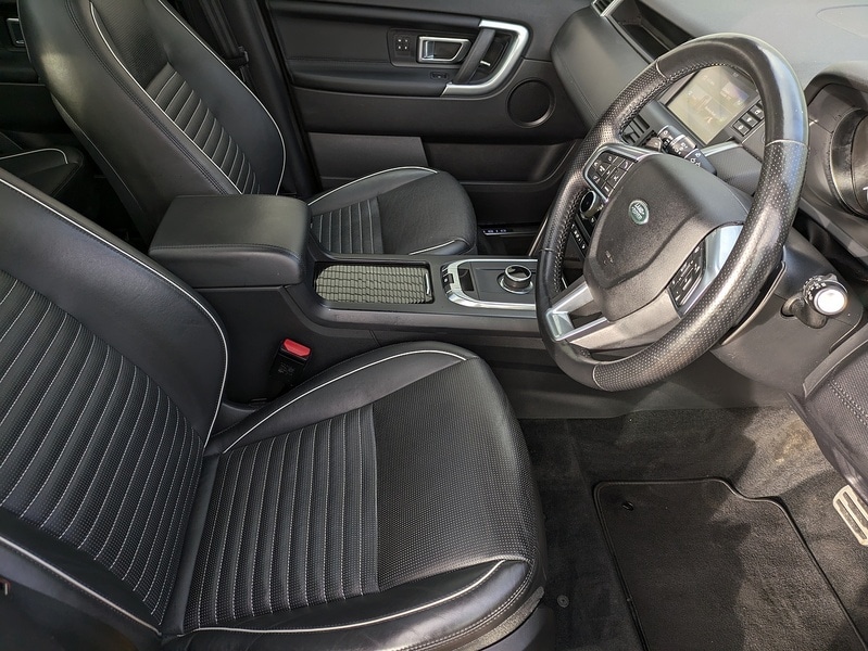 Used Land Rover Discovery Sport 2018 for sale - 76430520: Photo 11