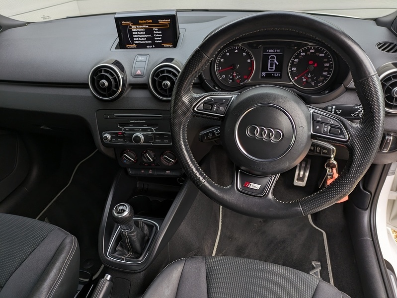 Used Audi A1 2018 for sale - 76396518: Photo 2