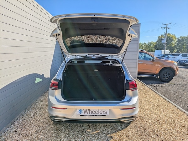 Used Volkswagen Golf 2020 for sale - 76181983: Photo 9