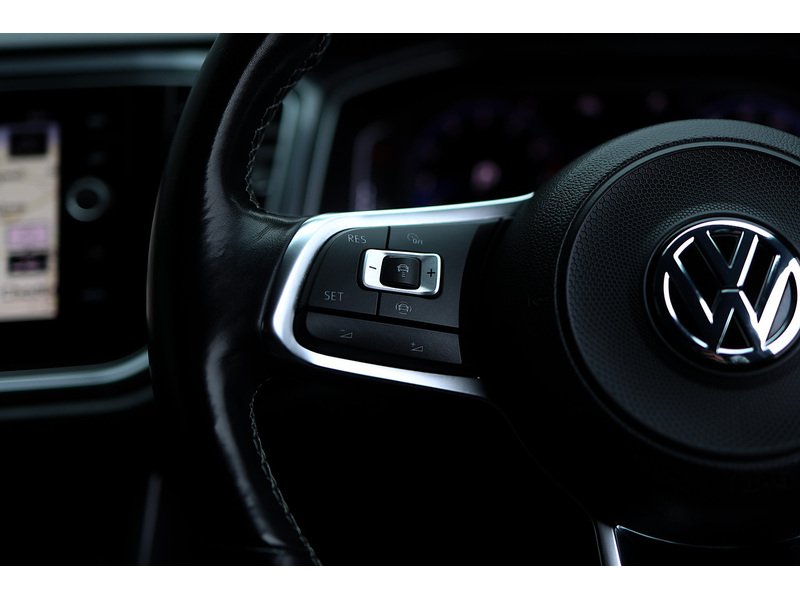 Used Volkswagen T-Roc 2019 for sale - 77846429: Photo 22