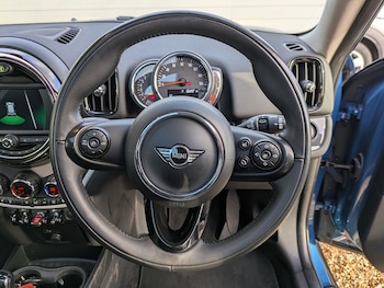 Used MINI Countryman 2019 for sale - 76896537: Photo