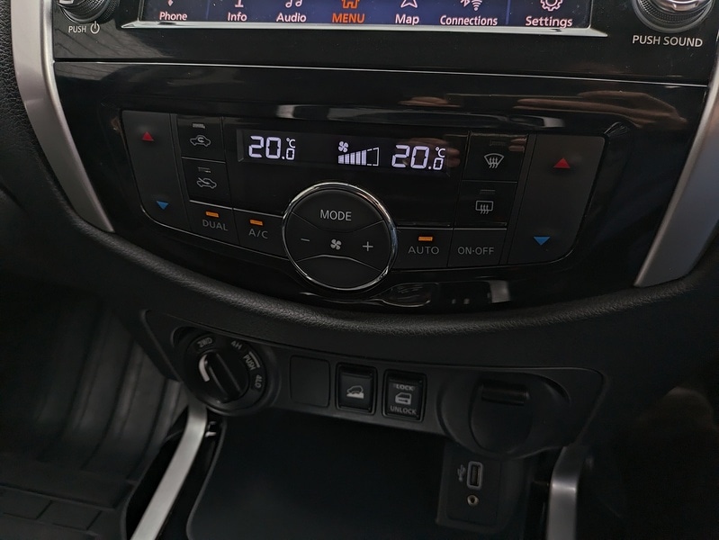 Used Nissan Navara 2021 for sale - 76426339: Photo 13