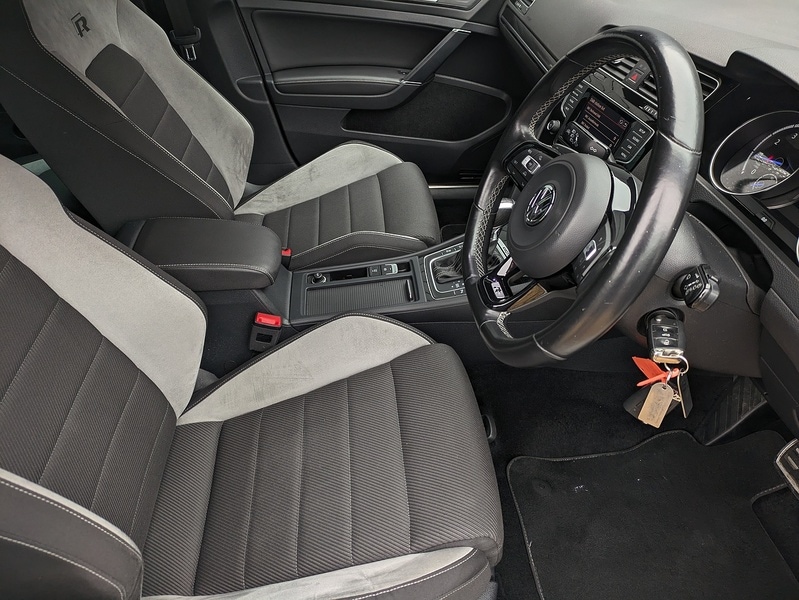 Used Volkswagen Golf 2015 for sale - 76651044: Photo 10