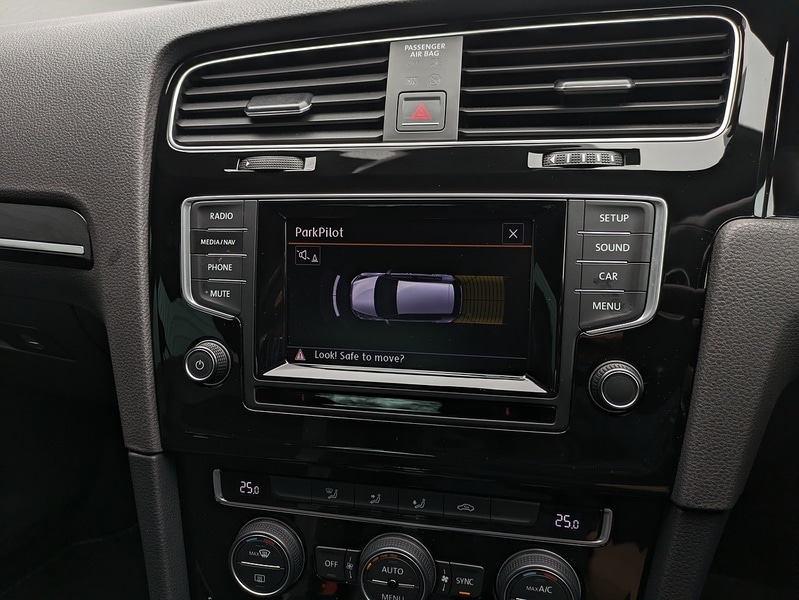 Used Volkswagen Golf 2015 for sale - 76651044: Photo 16